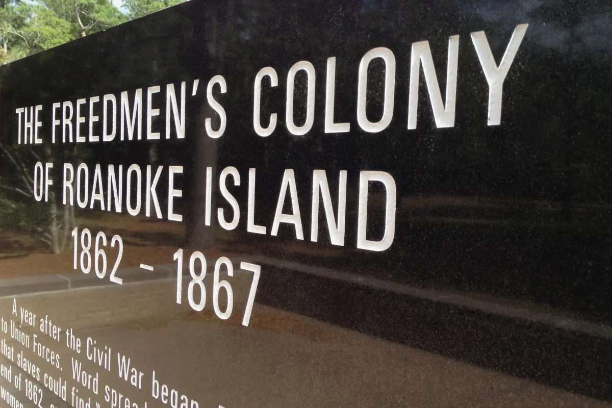 Back of the monument commemorating the Roanoke Island Freedmen's Colony